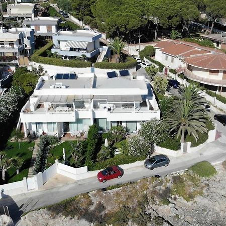 Vila Casa Sugli Scogli Fontane Bianche Exteriér fotografie