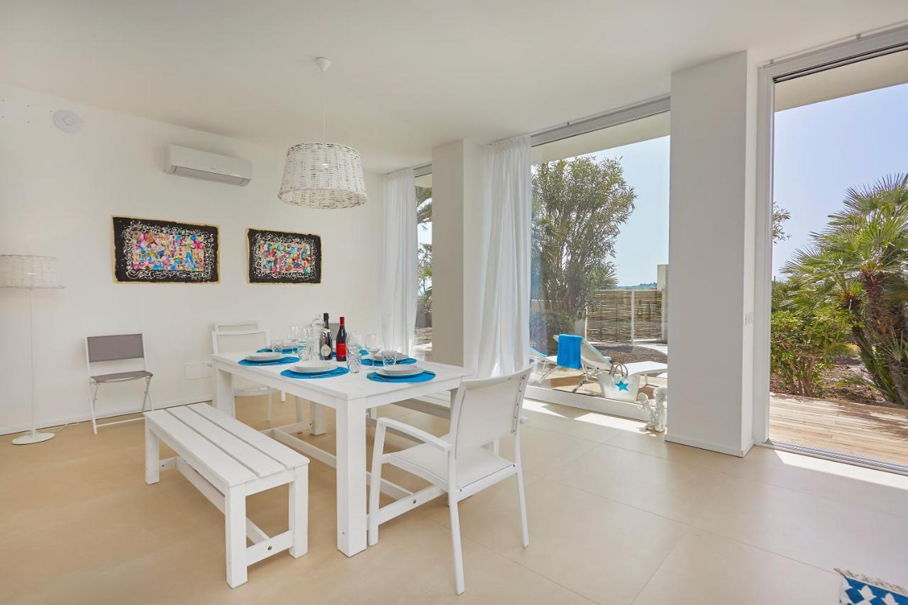 Vila Casa Sugli Scogli Fontane Bianche Exteriér fotografie